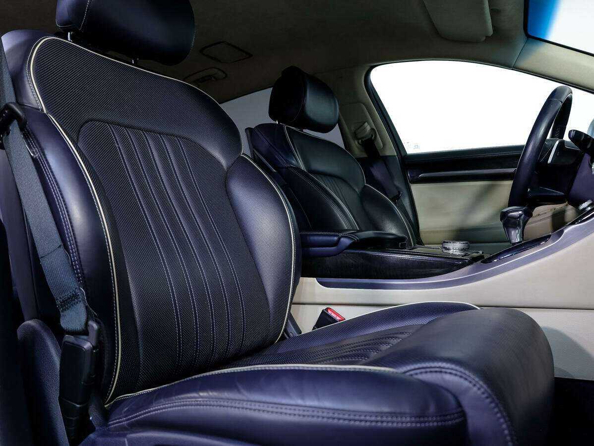 Genesis G90 с пробегом — 2016 год. Фото: #10