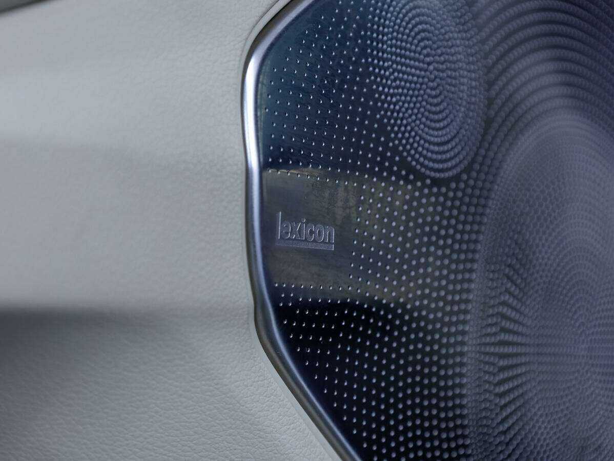 Genesis G90 с пробегом — 2016 год. Фото: #16