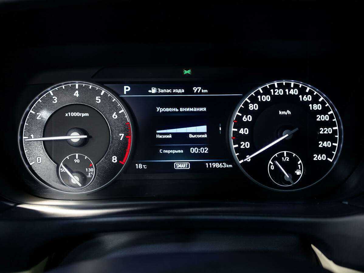 Genesis G90 с пробегом — 2016 год. Фото: #28