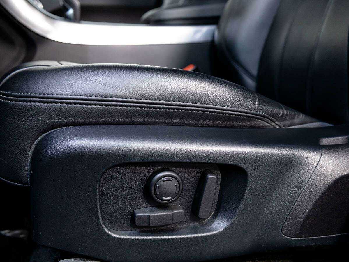 Land Rover Range Rover Sport с пробегом — 2020 год. Фото: #13