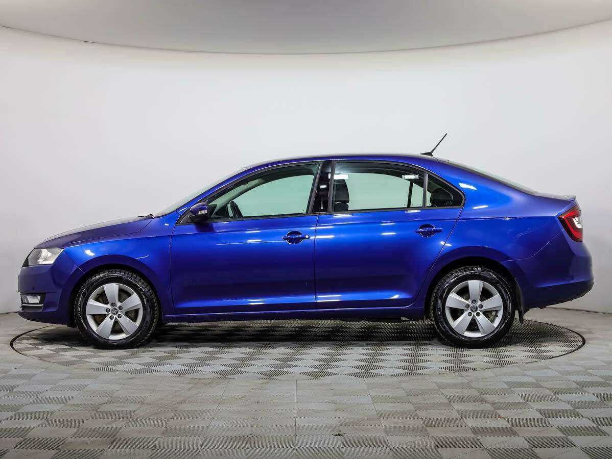 Skoda Rapid с пробегом — 2017 год. Фото: #6