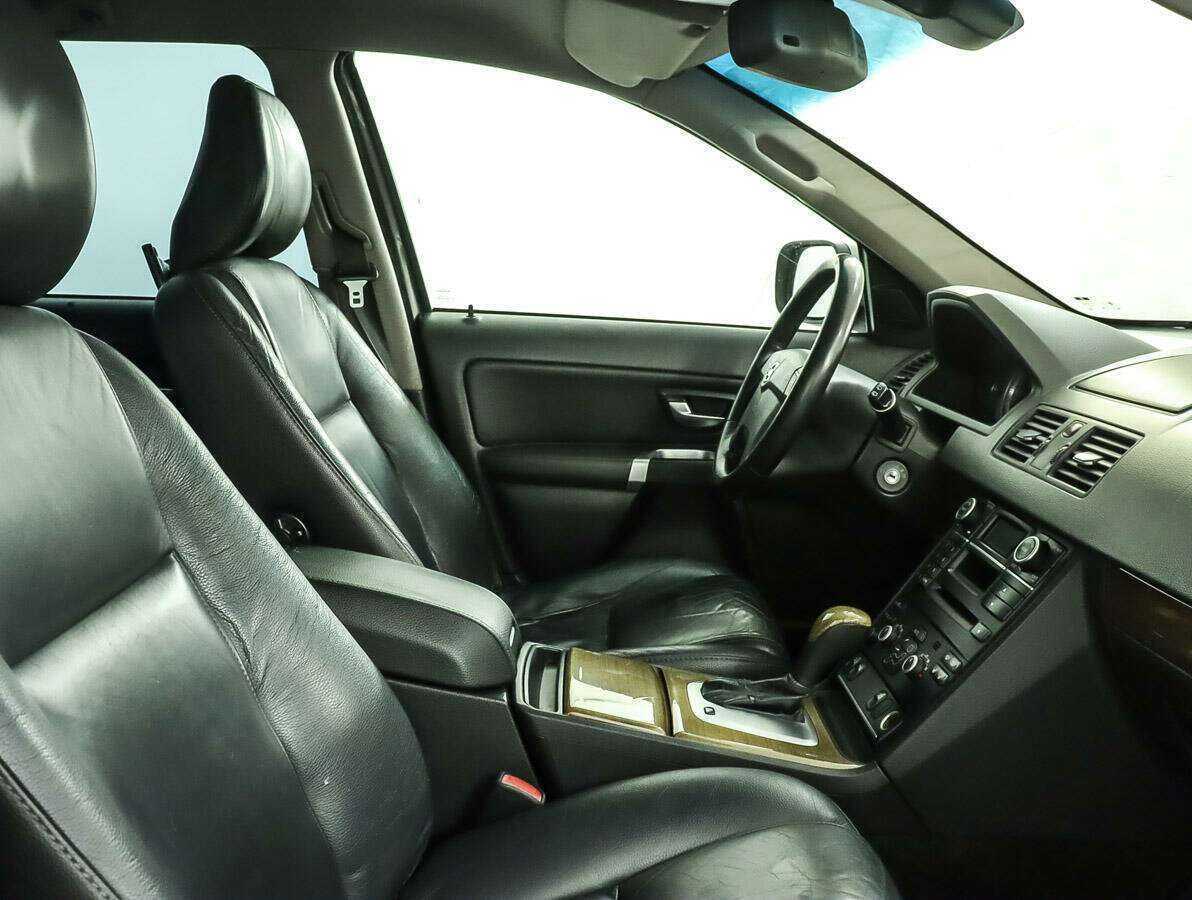 Volvo XC90 с пробегом — 2008 год. Фото: #6