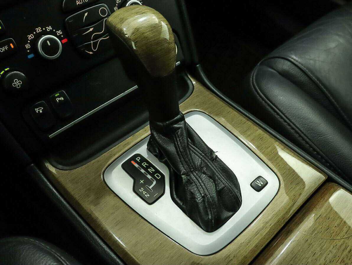Volvo XC90 с пробегом — 2008 год. Фото: #17