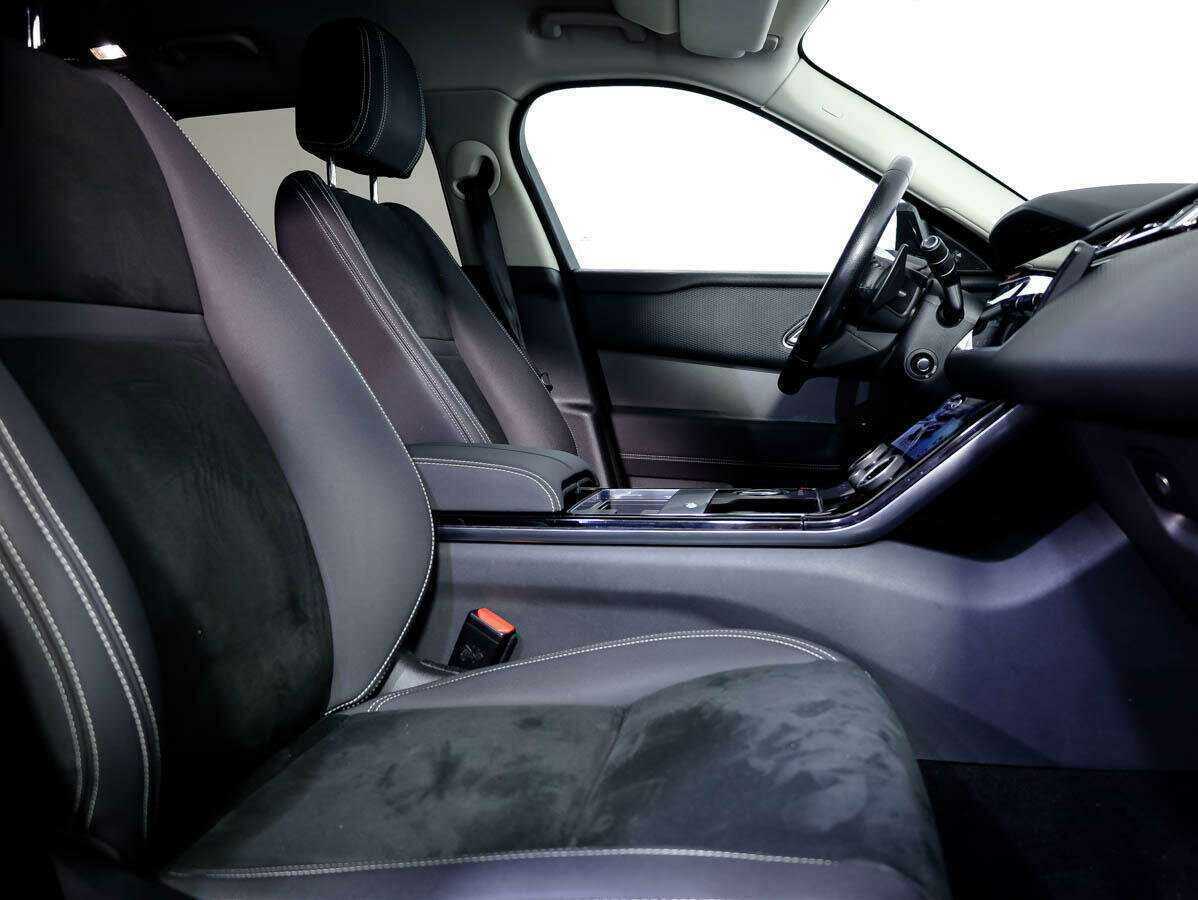 Land Rover Range Rover Velar с пробегом — 2019 год. Фото: #10