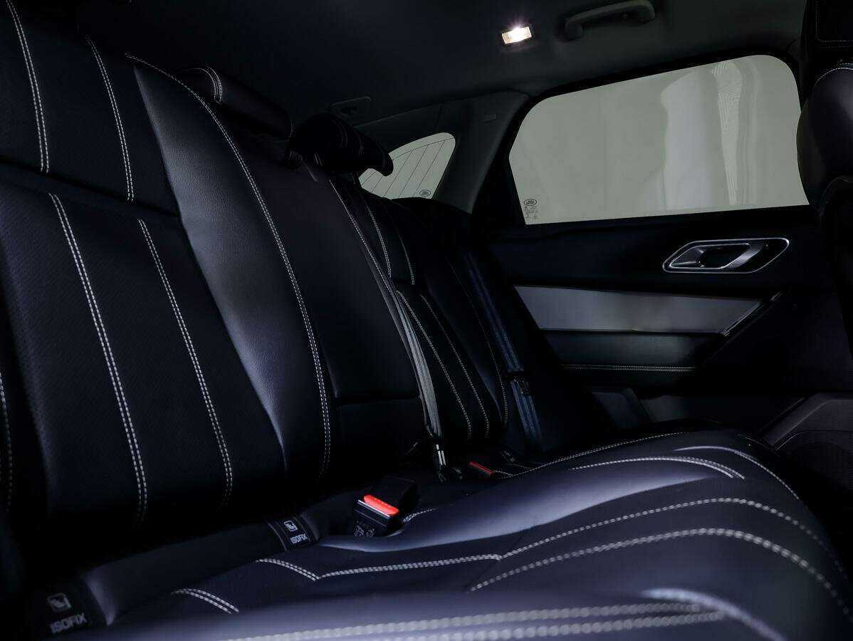Land Rover Range Rover Velar с пробегом — 2018 год. Фото: #10