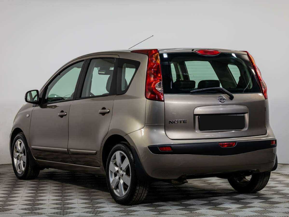 Nissan Note с пробегом — 2007 год. Фото: #5