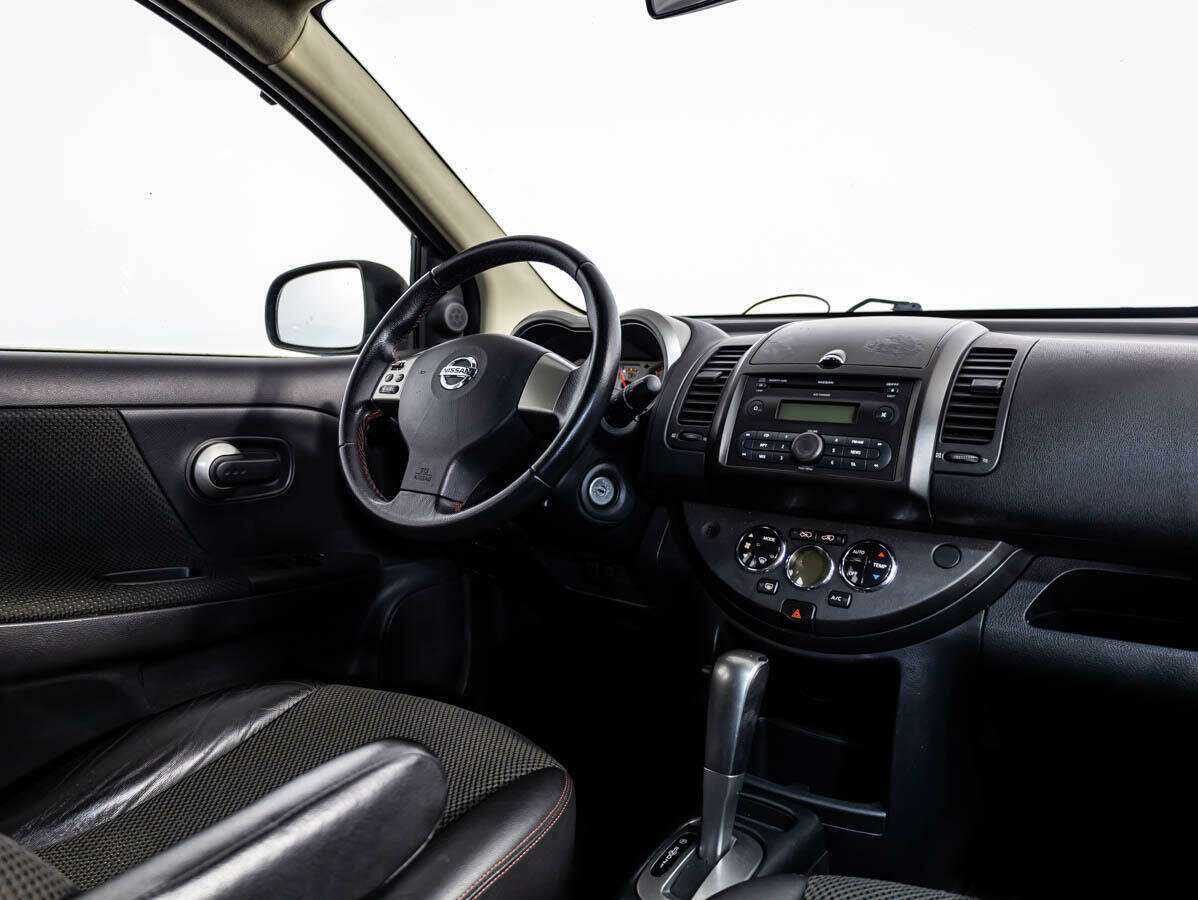 Nissan Note с пробегом — 2007 год. Фото: #7