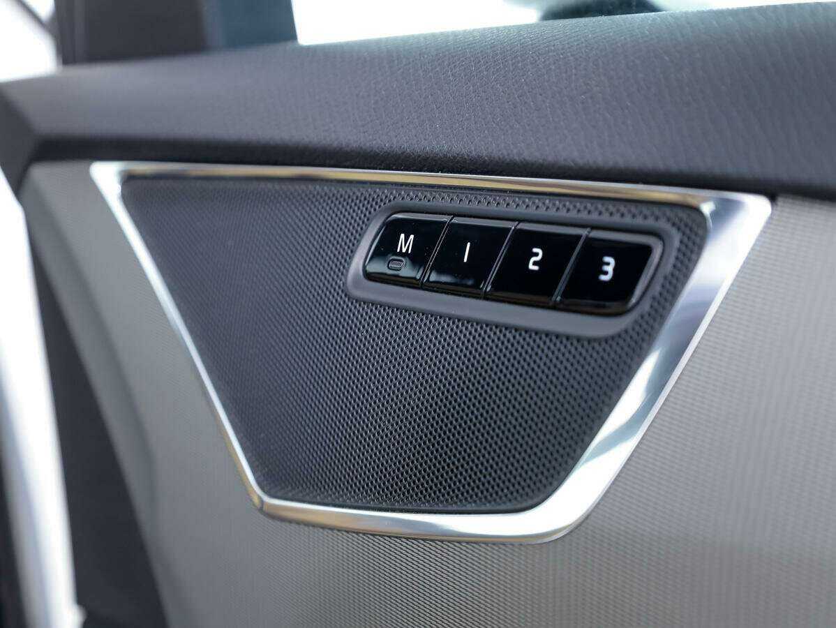 Volvo XC90 с пробегом — 2016 год. Фото: #12