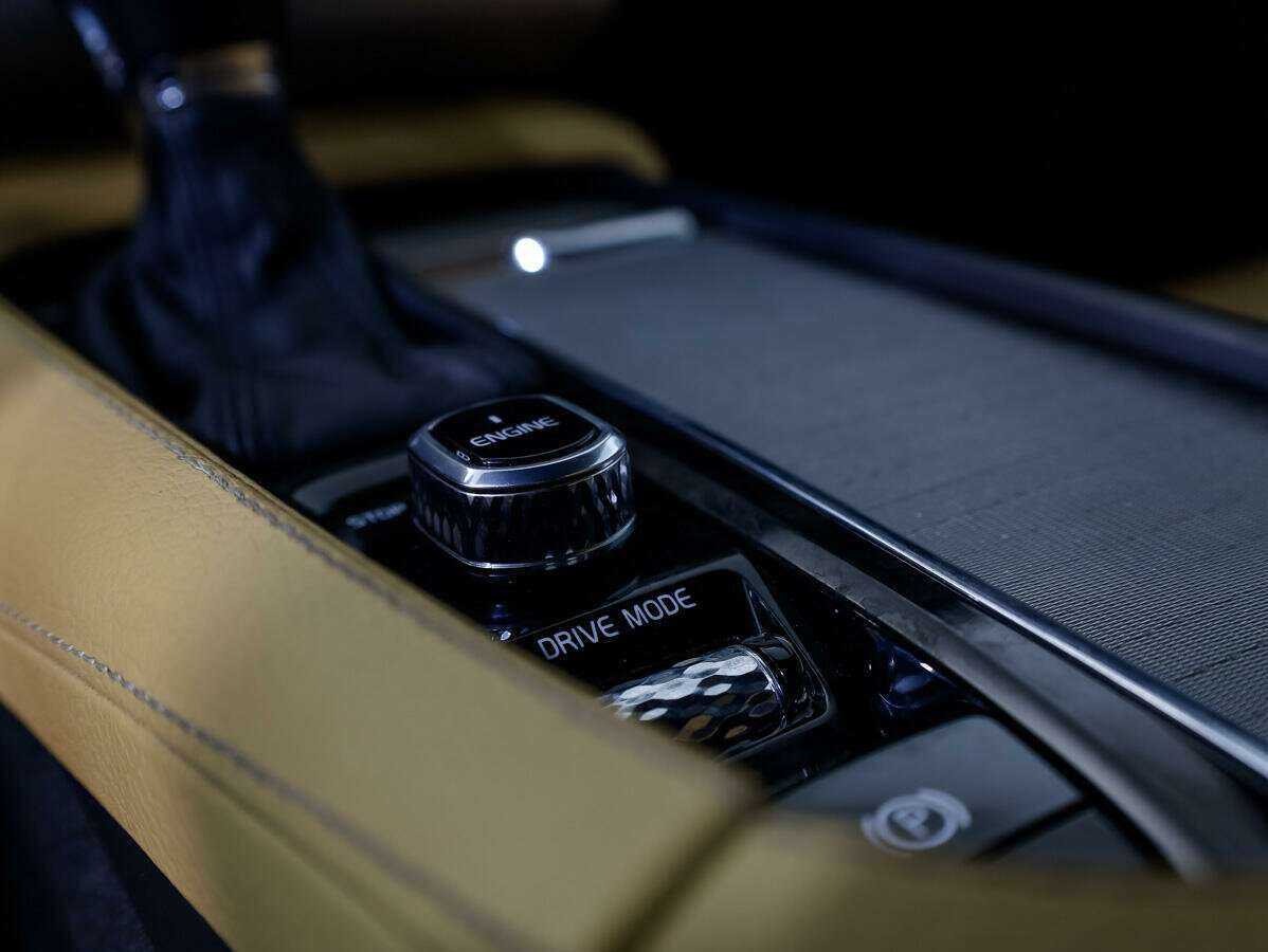 Volvo XC90 с пробегом — 2016 год. Фото: #18