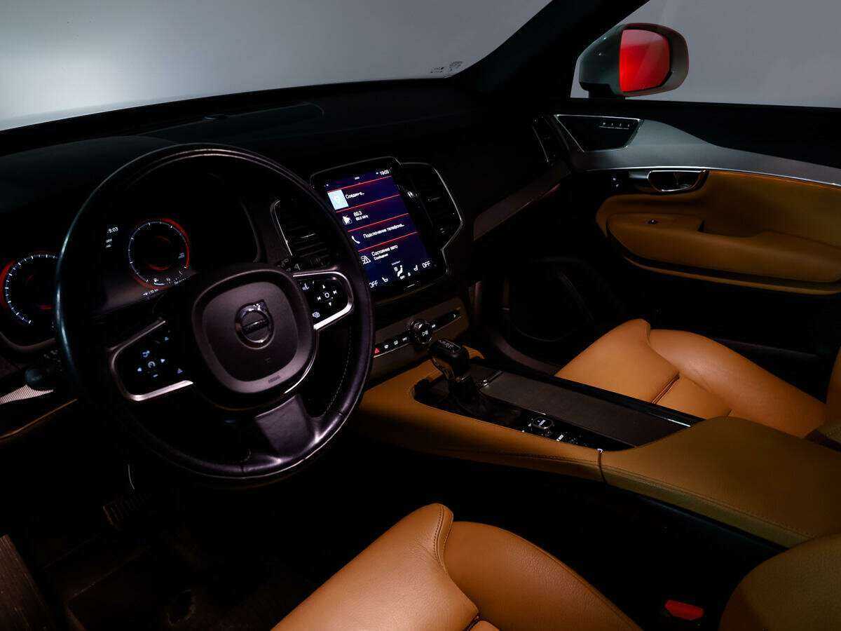 Volvo XC90 с пробегом — 2016 год. Фото: #21