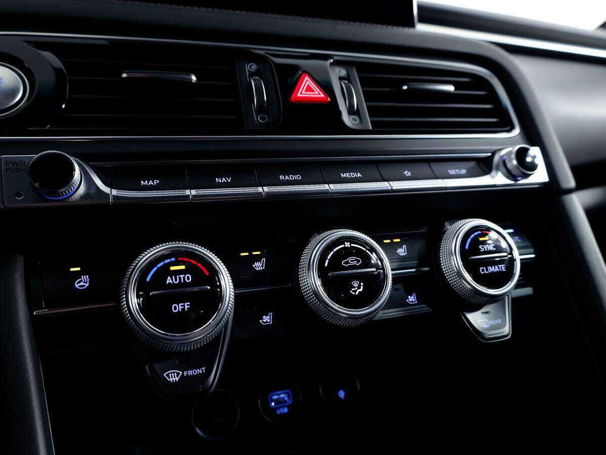 Genesis G70 с пробегом — 2021 год. Фото: #16