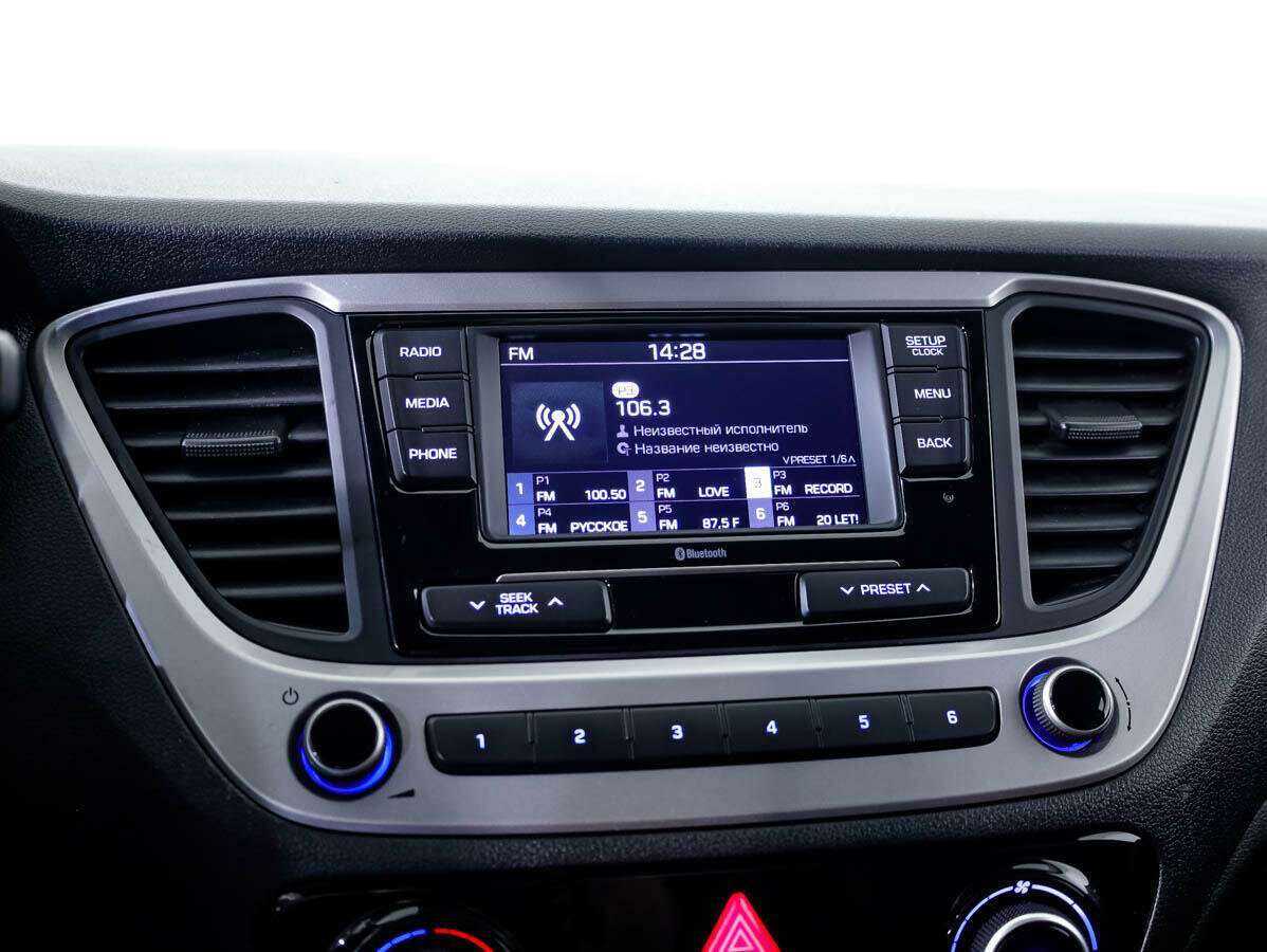 Hyundai Solaris с пробегом — 2017 год. Фото: #12