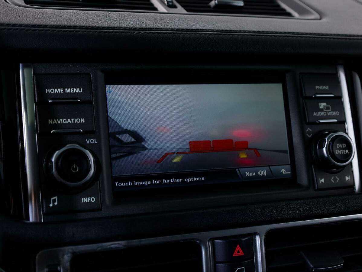 Land Rover Range Rover с пробегом — 2010 год. Фото: #17