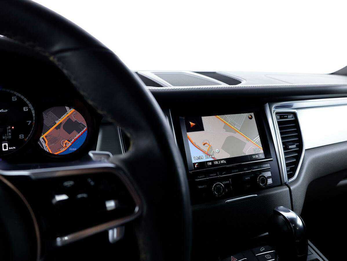 Porsche Macan с пробегом — 2015 год. Фото: #19