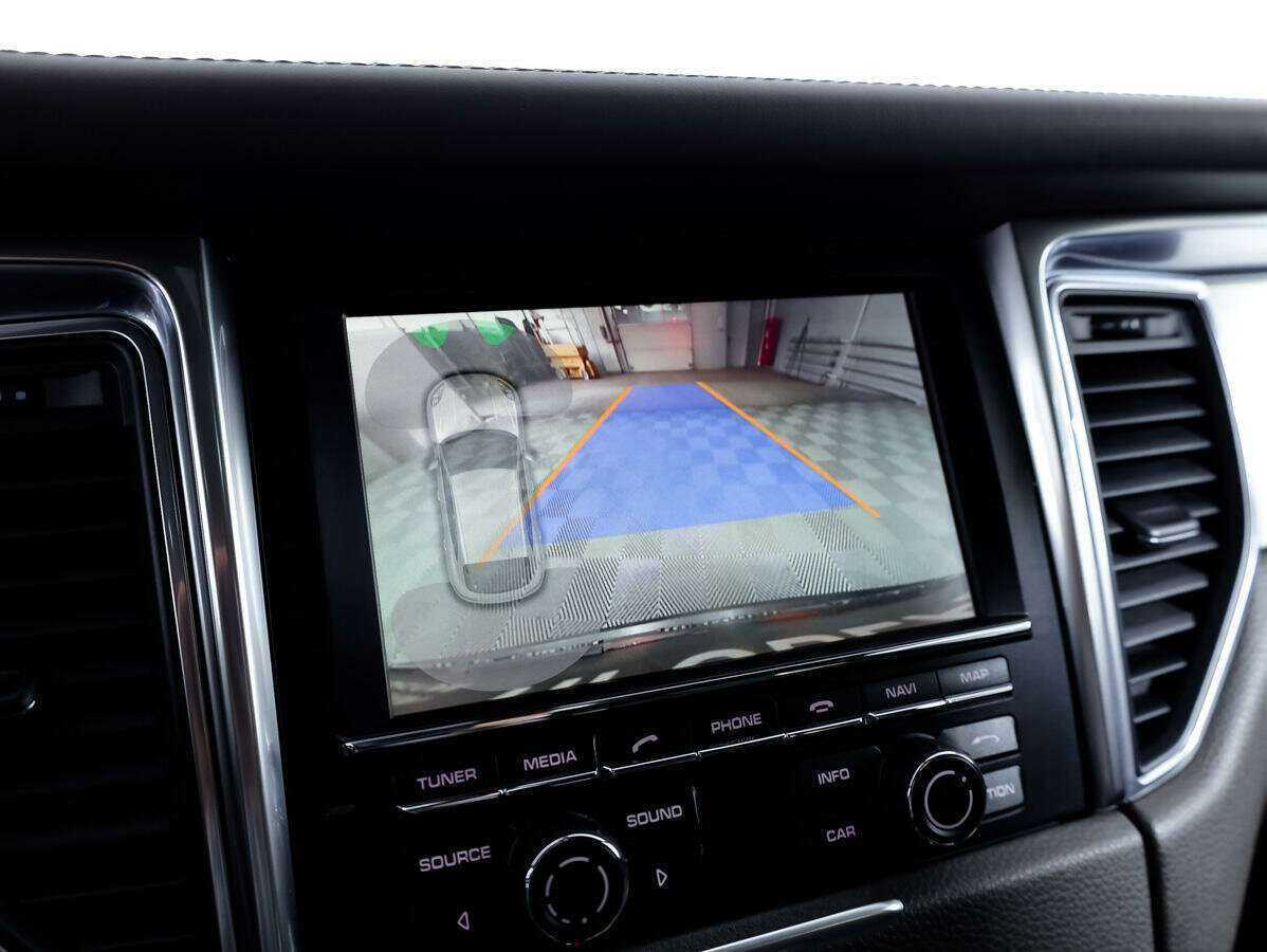 Porsche Macan с пробегом — 2015 год. Фото: #20