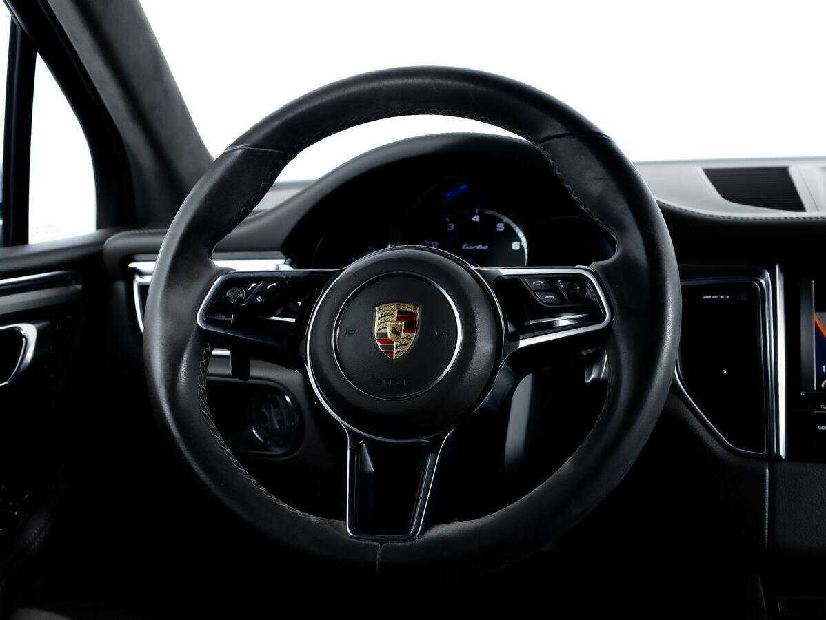 Porsche Macan с пробегом — 2015 год. Фото: #27