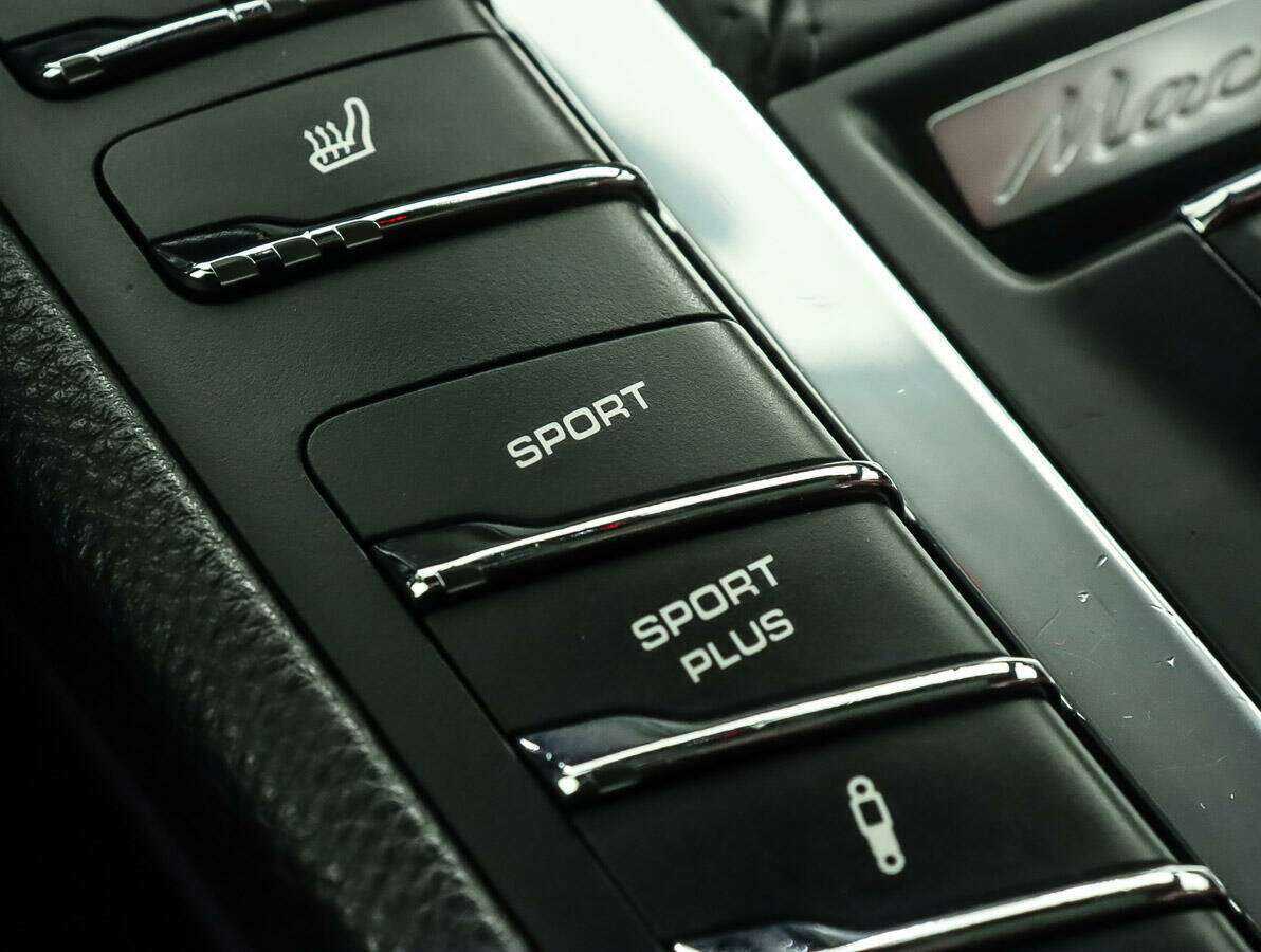 Porsche Macan с пробегом — 2018 год. Фото: #21