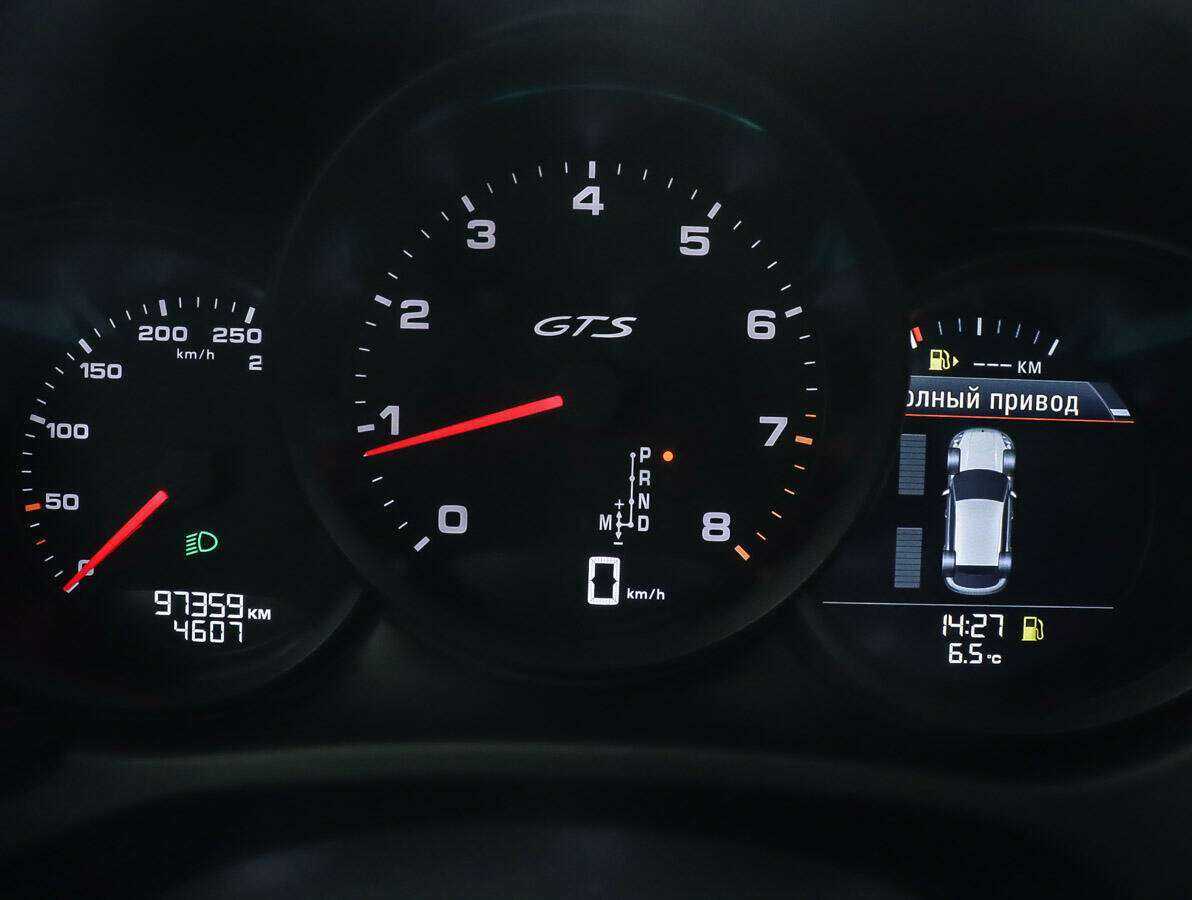 Porsche Macan с пробегом — 2018 год. Фото: #25