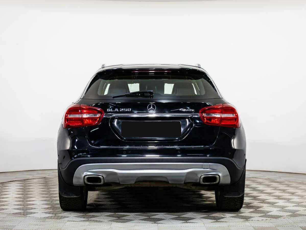 Mercedes-Benz GLA с пробегом — 2014 год. Фото: #4