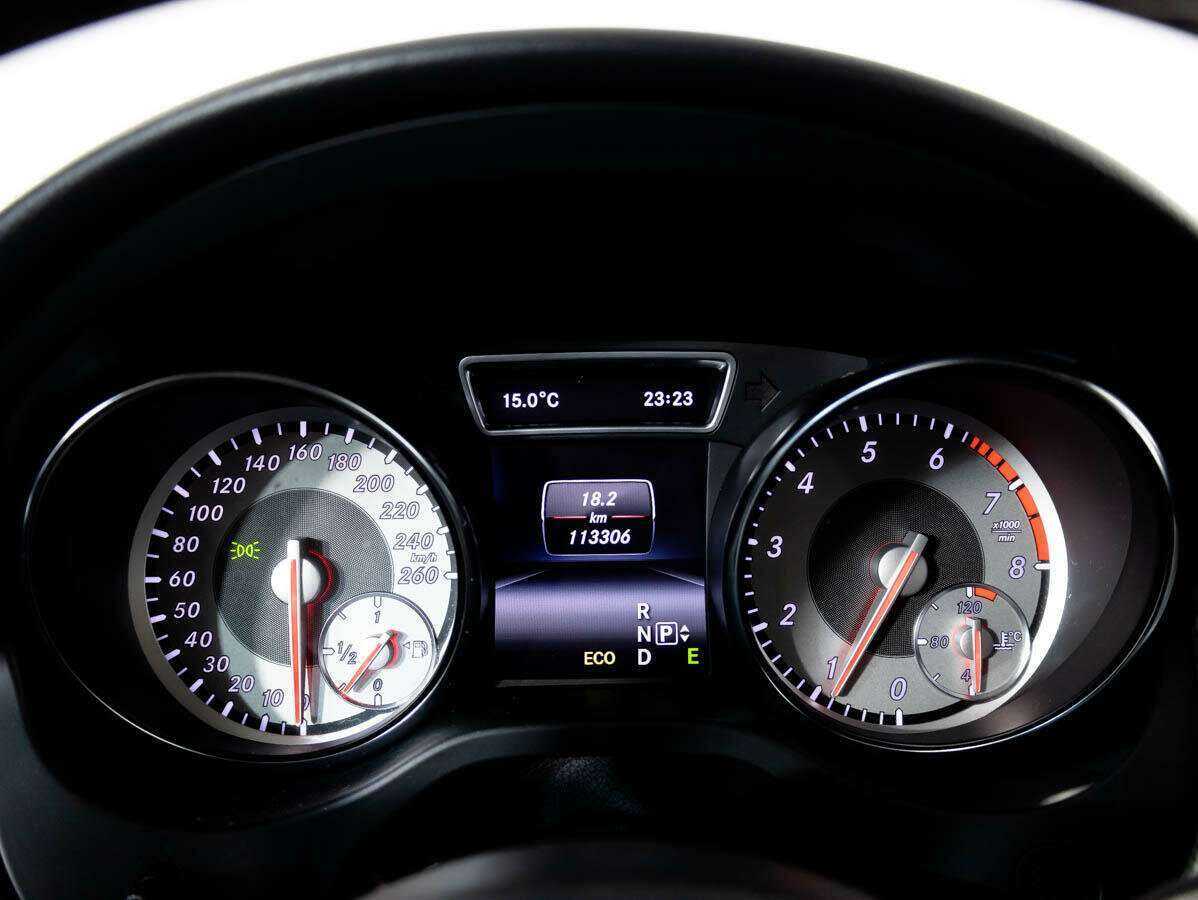 Mercedes-Benz GLA с пробегом — 2014 год. Фото: #10