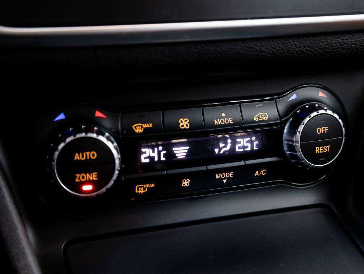 Mercedes-Benz GLA с пробегом — 2014 год. Фото: #19