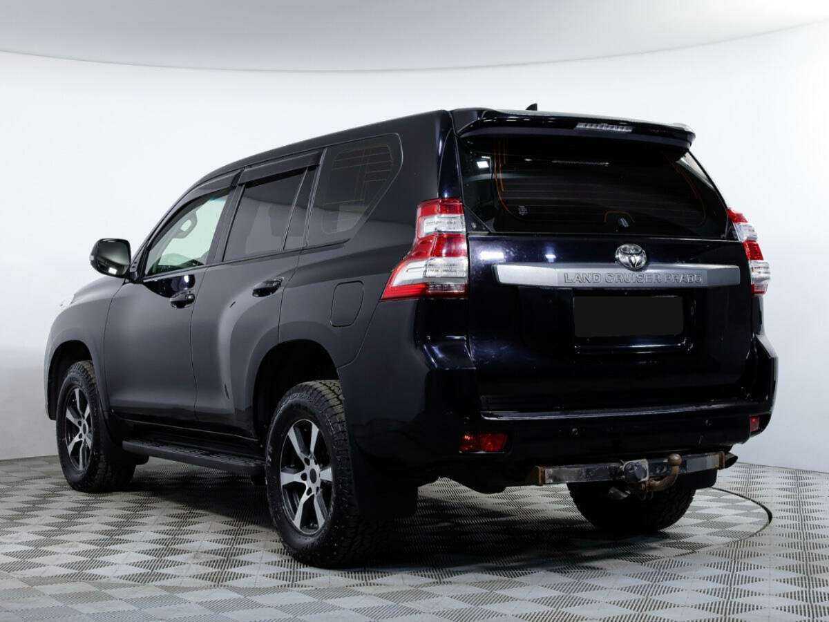 Toyota Land Cruiser Prado с пробегом — 2017 год. Фото: #5
