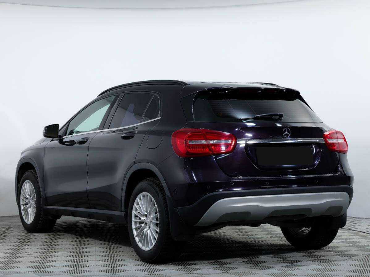 Mercedes-Benz GLA с пробегом — 2015 год. Фото: #5