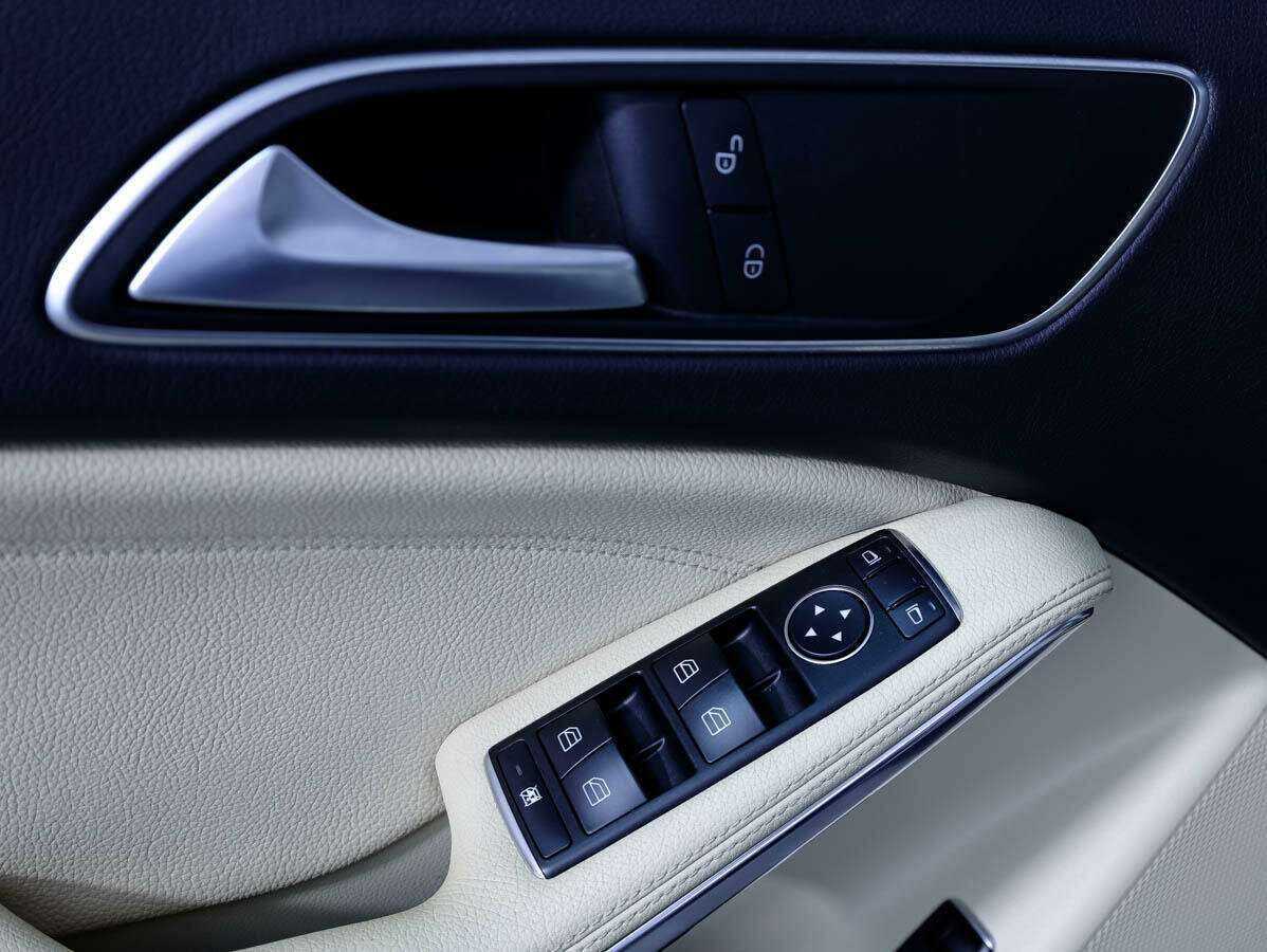 Mercedes-Benz GLA с пробегом — 2015 год. Фото: #15