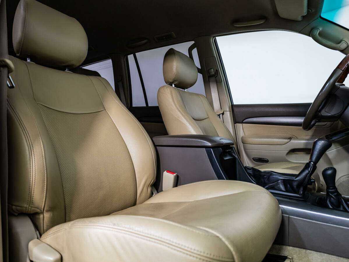 Toyota Land Cruiser Prado с пробегом — 2008 год. Фото: #7