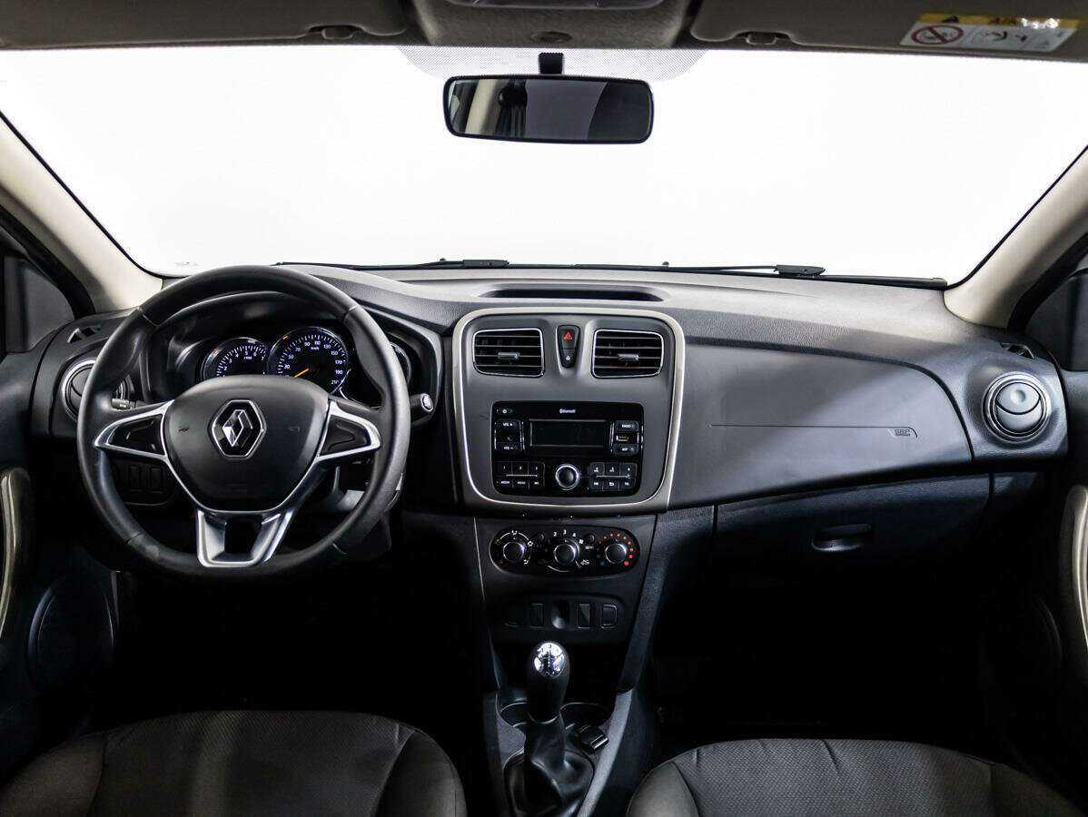 Renault Logan с пробегом — 2019 год. Фото: #8