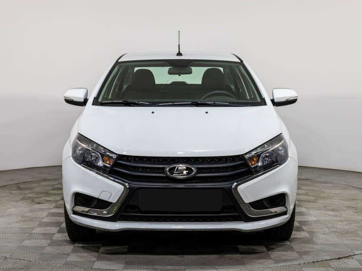 Lada (ВАЗ) Vesta с пробегом — 2022 год. Фото: #1