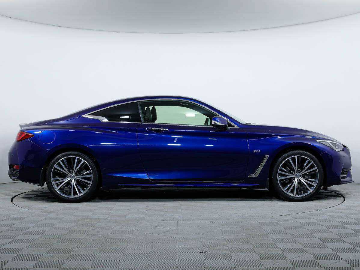 Infiniti Q60 с пробегом — 2021 год. Фото: #2