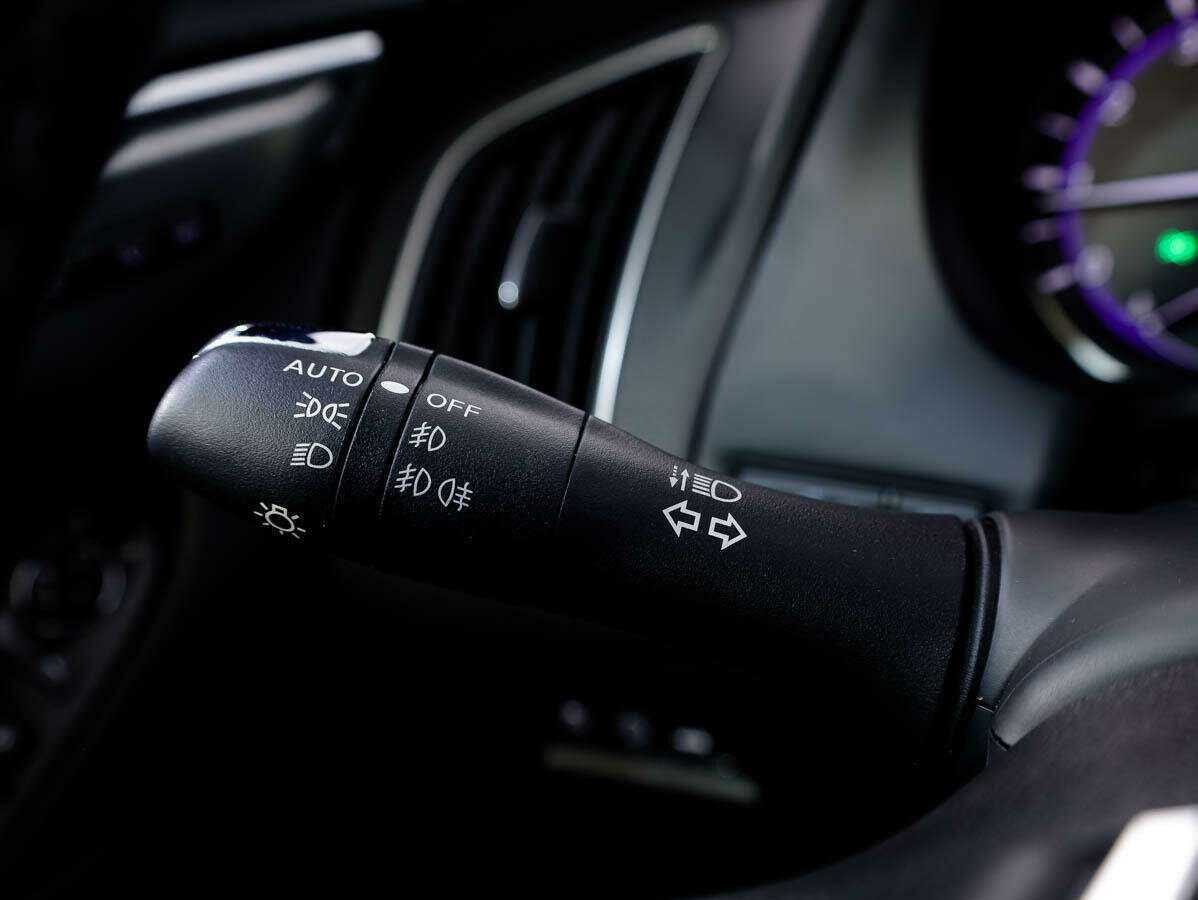 Infiniti Q60 с пробегом — 2021 год. Фото: #14