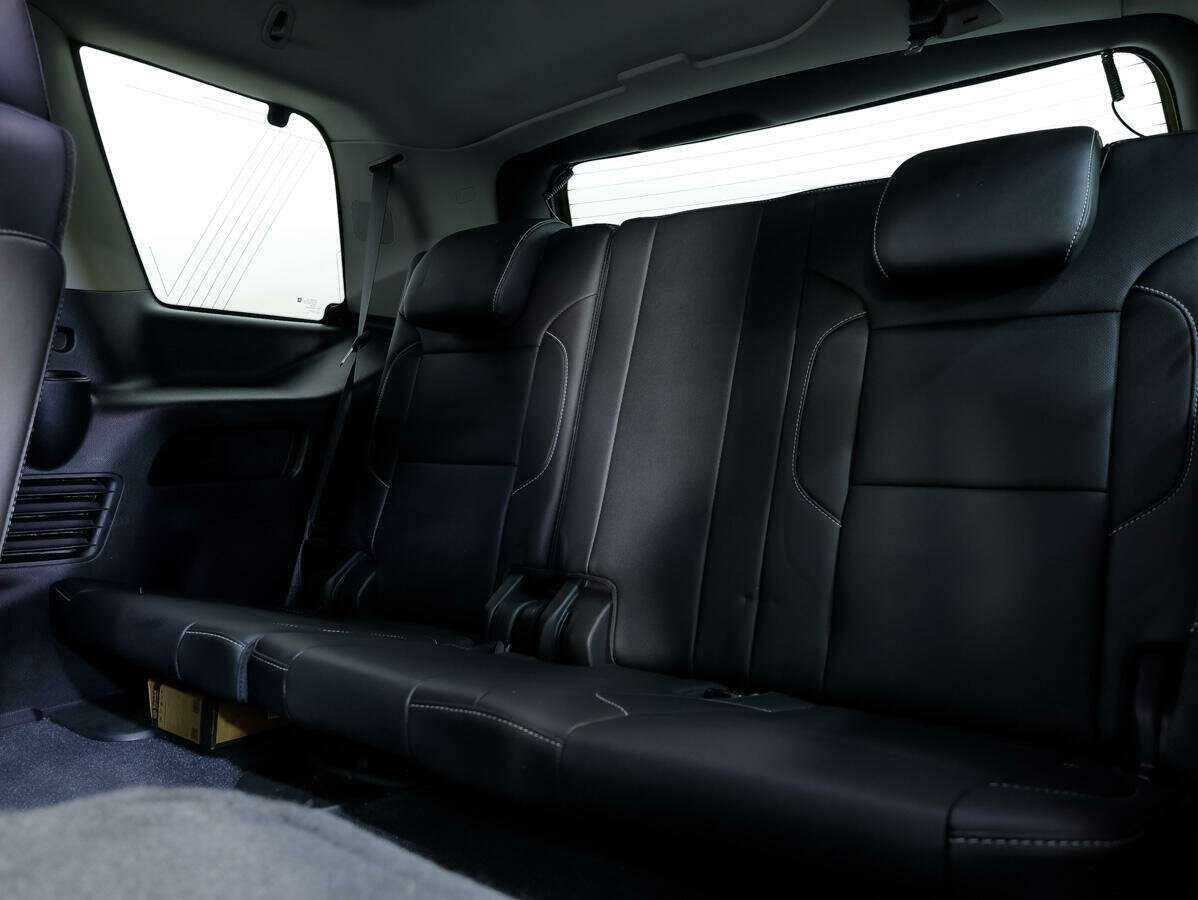 Chevrolet Tahoe с пробегом — 2018 год. Фото: #15