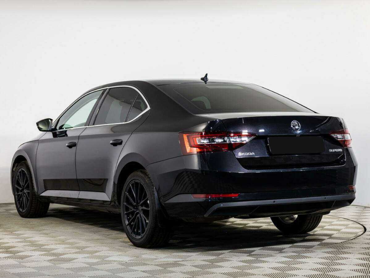 Skoda Superb с пробегом — 2016 год. Фото: #5