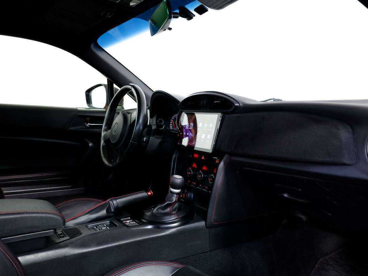 Toyota GT86 с пробегом — 2012 год. Фото: #6