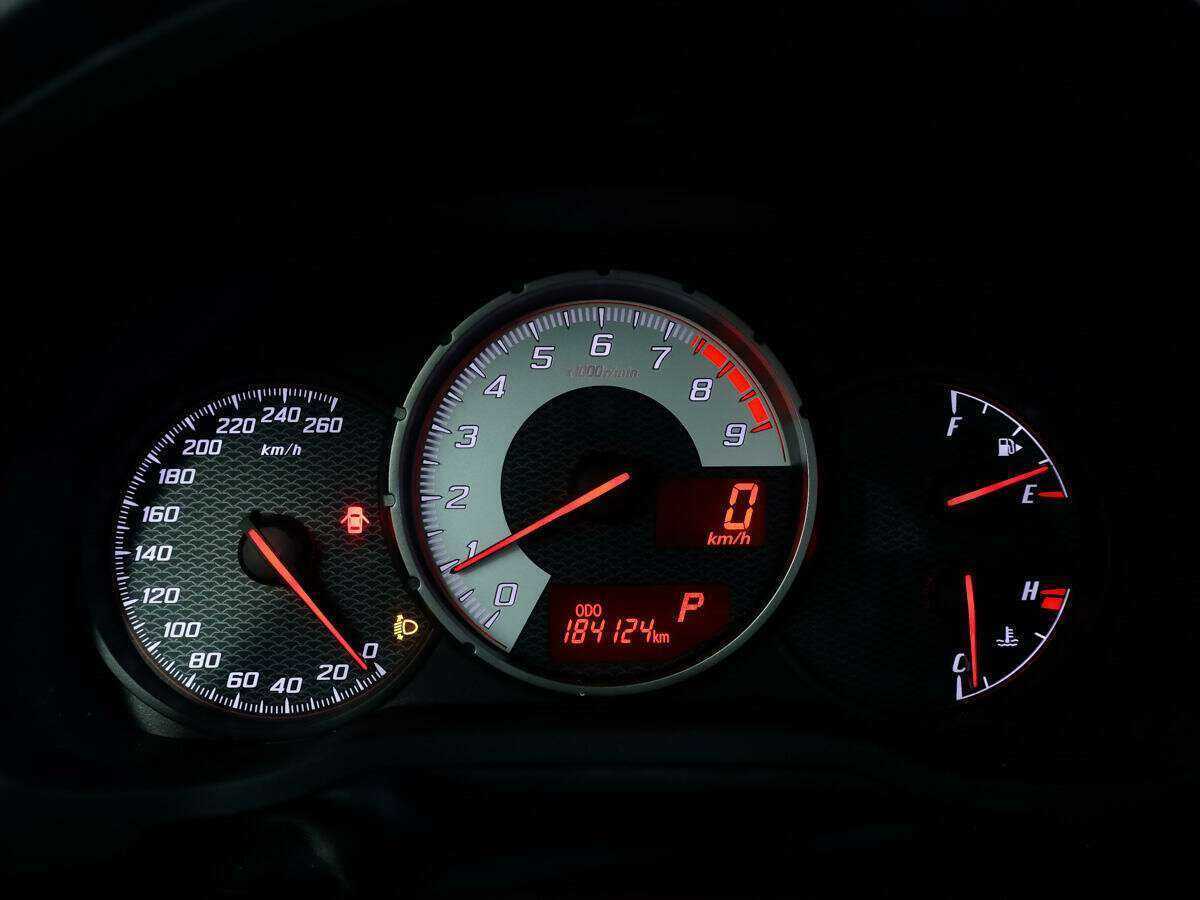 Toyota GT86 с пробегом — 2012 год. Фото: #20