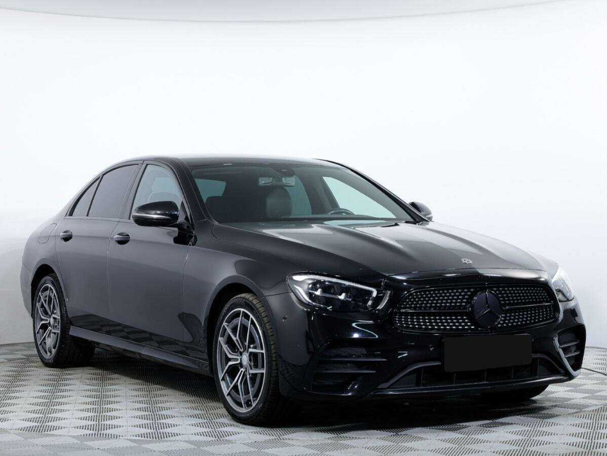 Mercedes-Benz E-Класс с пробегом — 2020 год. Фото: #2