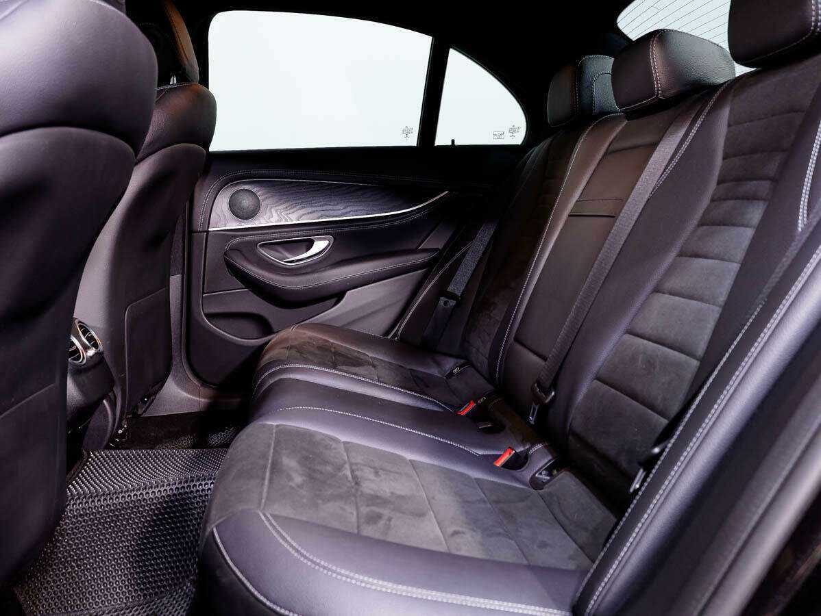 Mercedes-Benz E-Класс с пробегом — 2020 год. Фото: #12