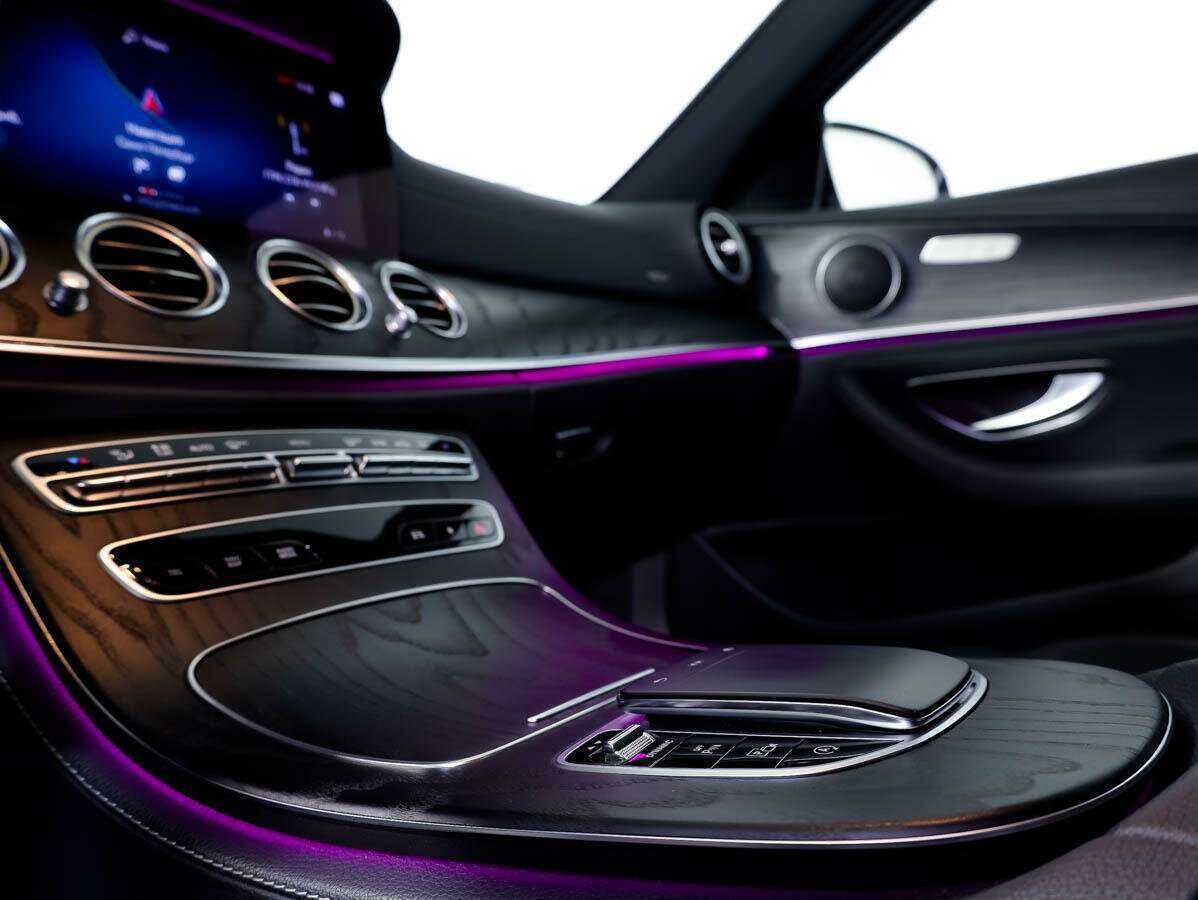 Mercedes-Benz E-Класс с пробегом — 2020 год. Фото: #22