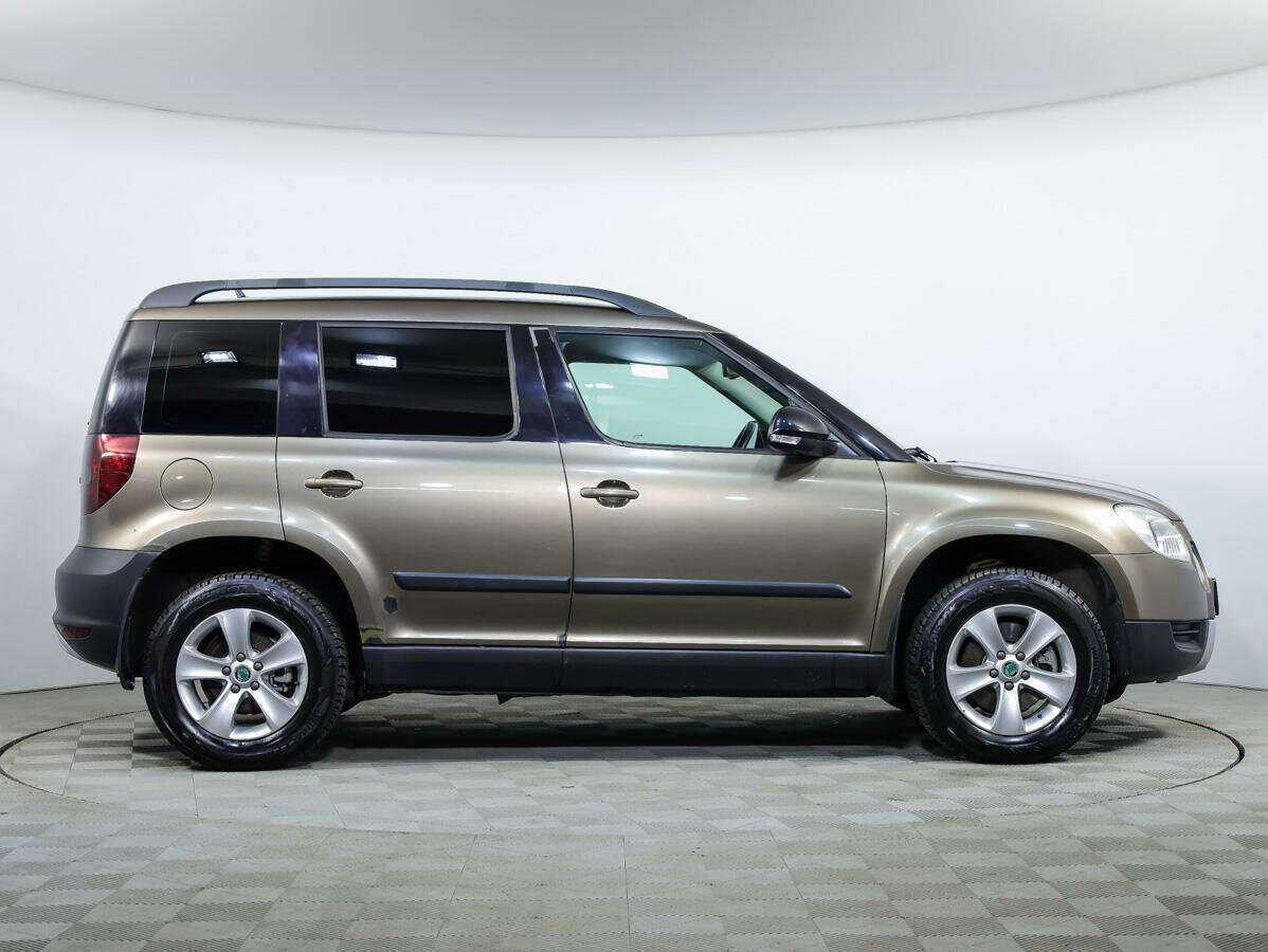Skoda Yeti с пробегом — 2011 год. Фото: #3