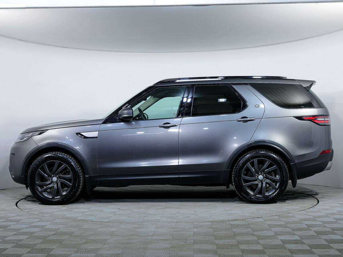 Land Rover Discovery с пробегом — 2017 год. Фото: #7