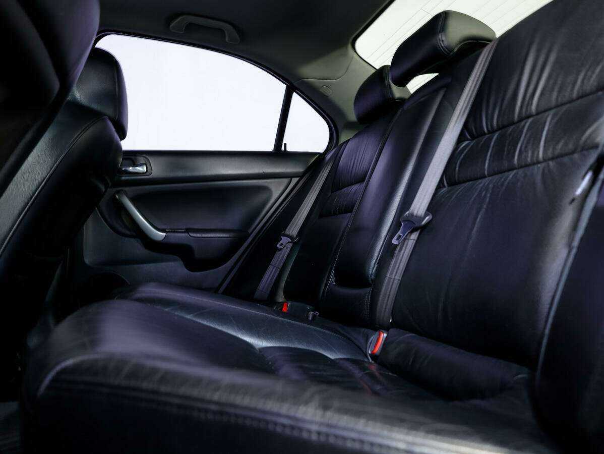 Honda Accord с пробегом — 2006 год. Фото: #12