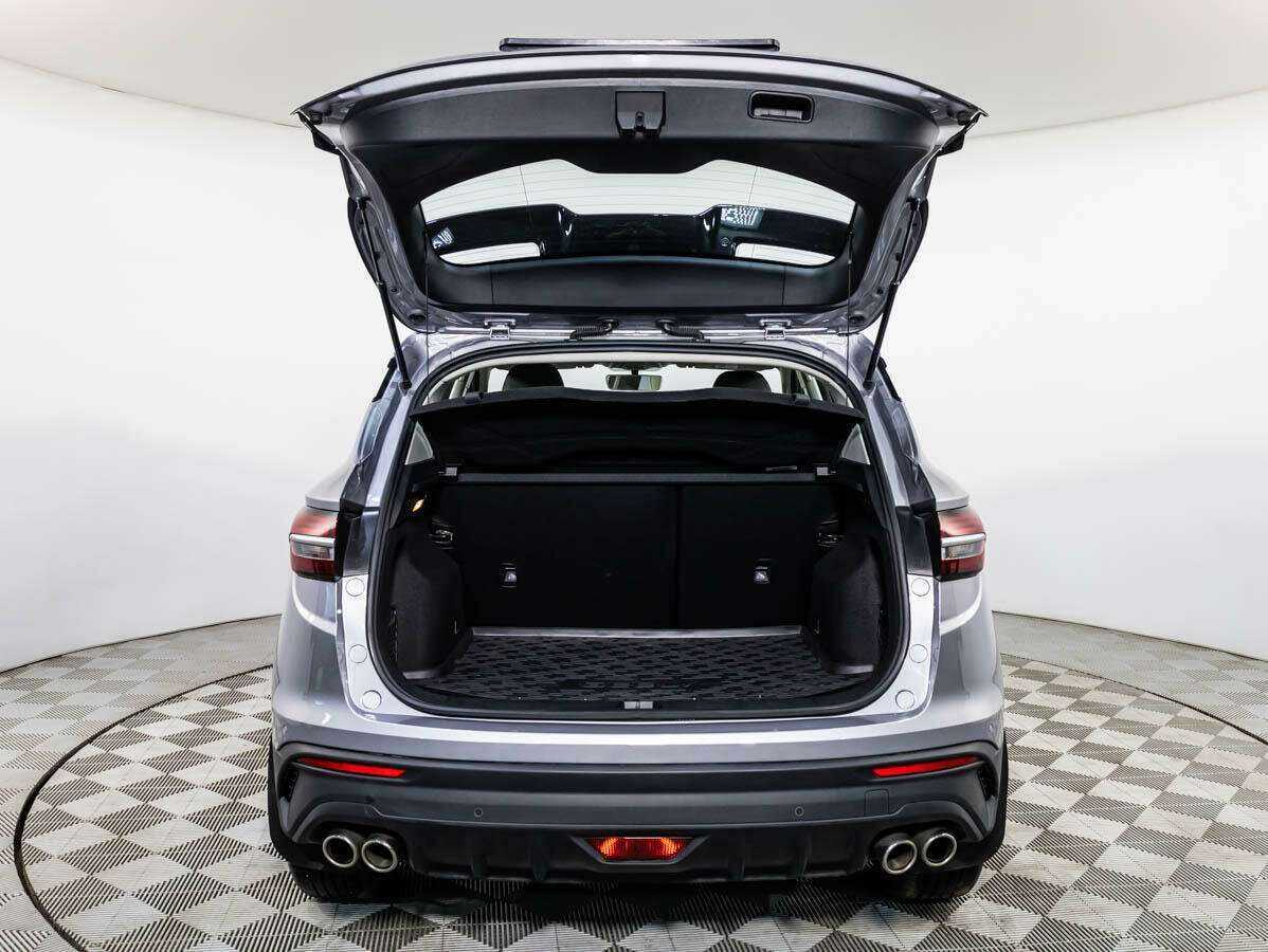 Geely Coolray с пробегом — 2022 год. Фото: #25