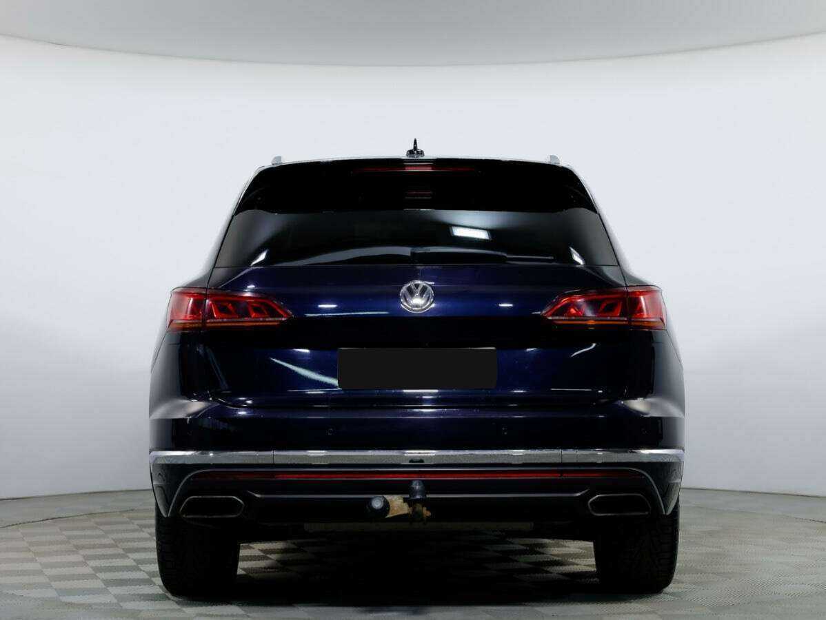 Volkswagen Touareg с пробегом — 2020 год. Фото: #4