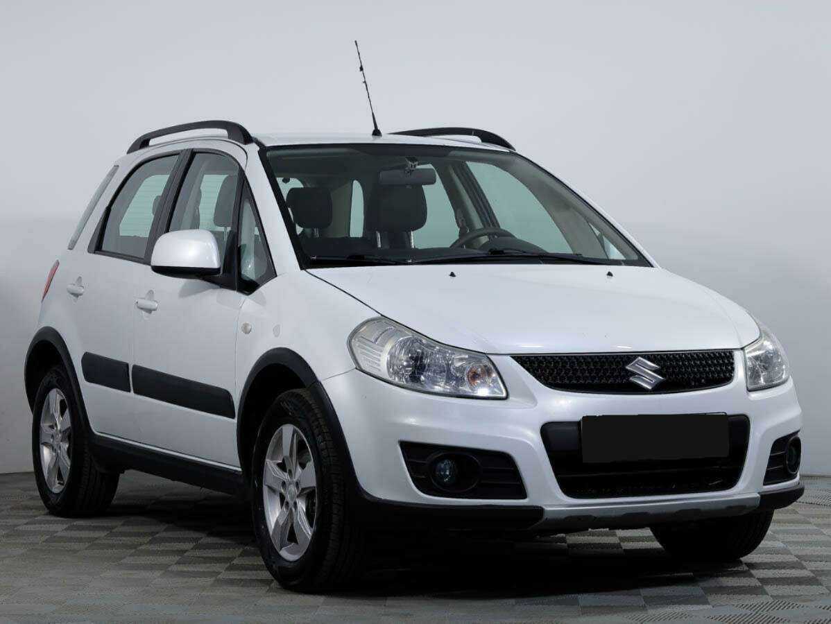 Suzuki SX4 с пробегом — 2011 год. Фото: #1
