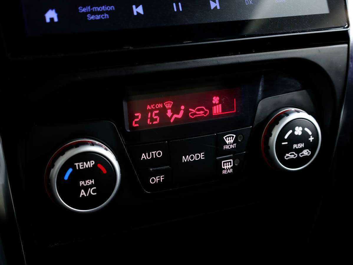 Suzuki SX4 с пробегом — 2011 год. Фото: #14