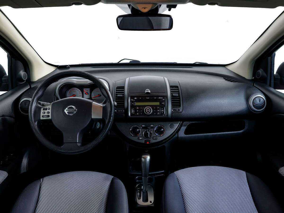 Nissan Note с пробегом — 2008 год. Фото: #10