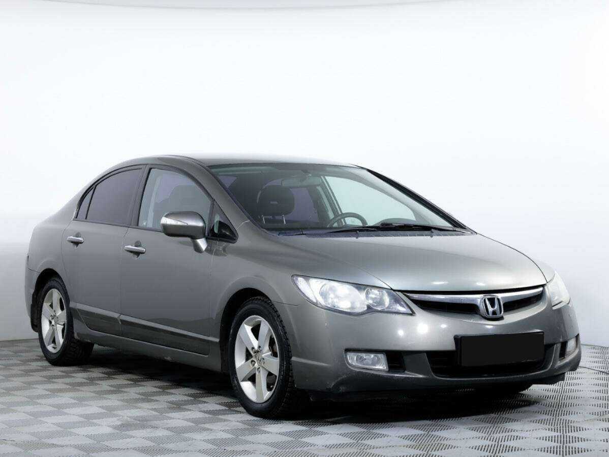 Honda Civic с пробегом — 2008 год. Фото: #2