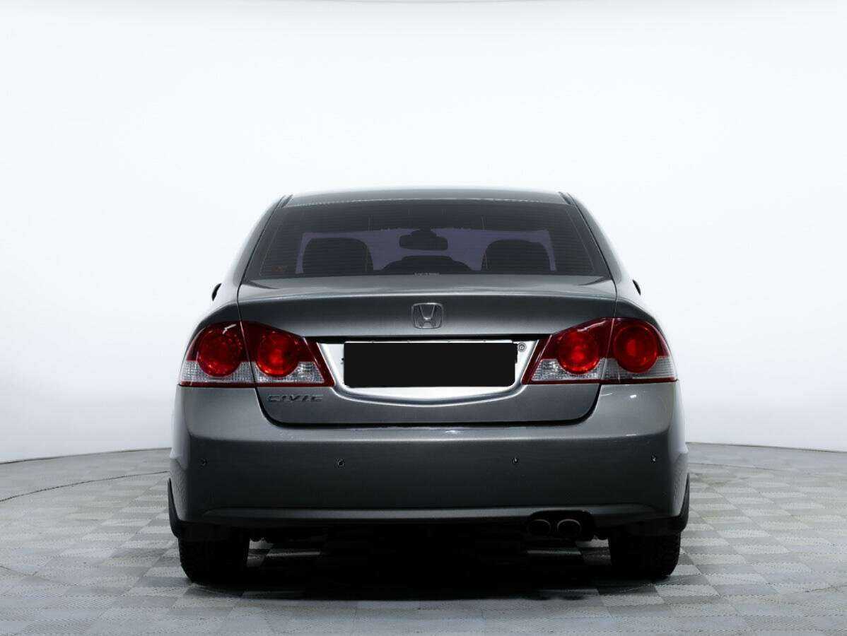 Honda Civic с пробегом — 2008 год. Фото: #5